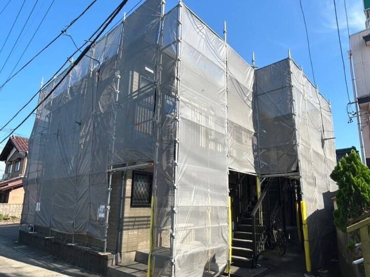 各務原市H様邸【アパート】外壁塗装工事及び屋根塗装工事着工致しました✨