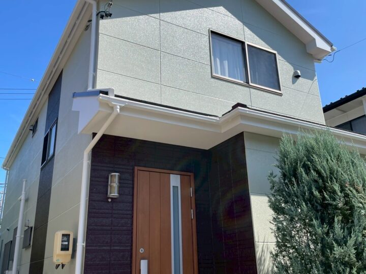 犬山市I様邸　外壁塗装工事及び屋根塗装及び屋根棟板金及び換気棟交換工事及びベランダ防水工事✨