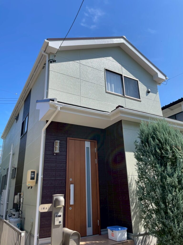 犬山市I様邸　外壁塗装工事及び屋根塗装及び屋根棟板金及び換気棟交換工事及びベランダ防水工事✨