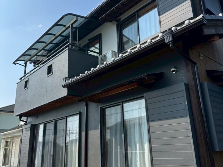 各務原市M様邸　築19年のお宅で外壁の劣化を発見し、ホームページからご相談いただきました。屋根裏のコウモリやネズミの気配、蜂の巣駆除にも対応し、住まいの安心を整えてから屋根工事＆外壁塗装工事✨