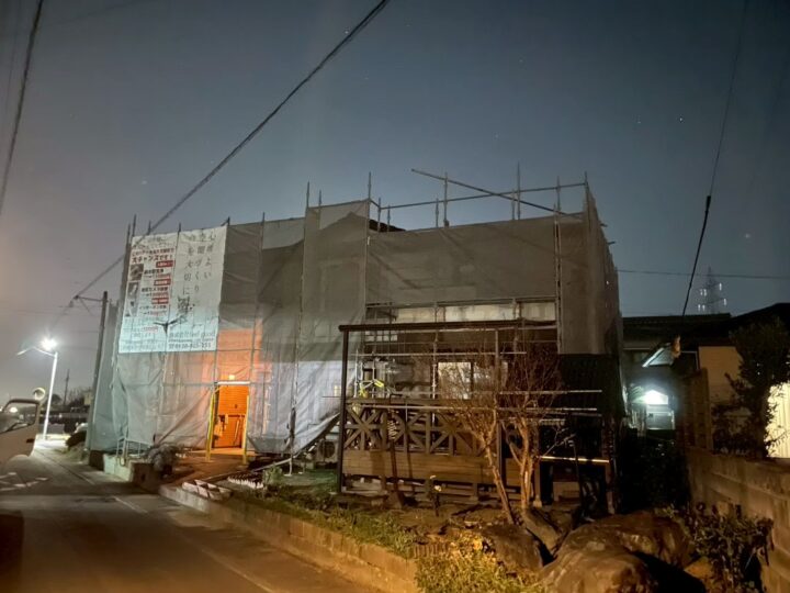 犬山市S様邸　屋根葺き替え及び外壁塗装工事及び内装水回りリフォーム(トイレ・キッチン・洗面所の改修、内装漆喰)工事着工致しました✨