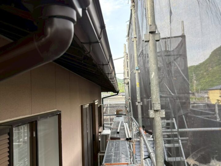 雨樋取付作業