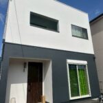 大垣市O様邸　外壁塗装工事及び屋根塗装工事及び塀塗装及び床下防蟻処理着工致しました✨