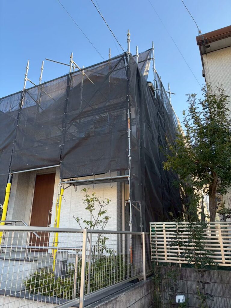 各務原市Ｆ様邸　ホームページをご覧いただいたうえで「外壁塗装の見積もりをお願いしたい」とご連絡をいただきました。外壁塗装工事着工致しました✨